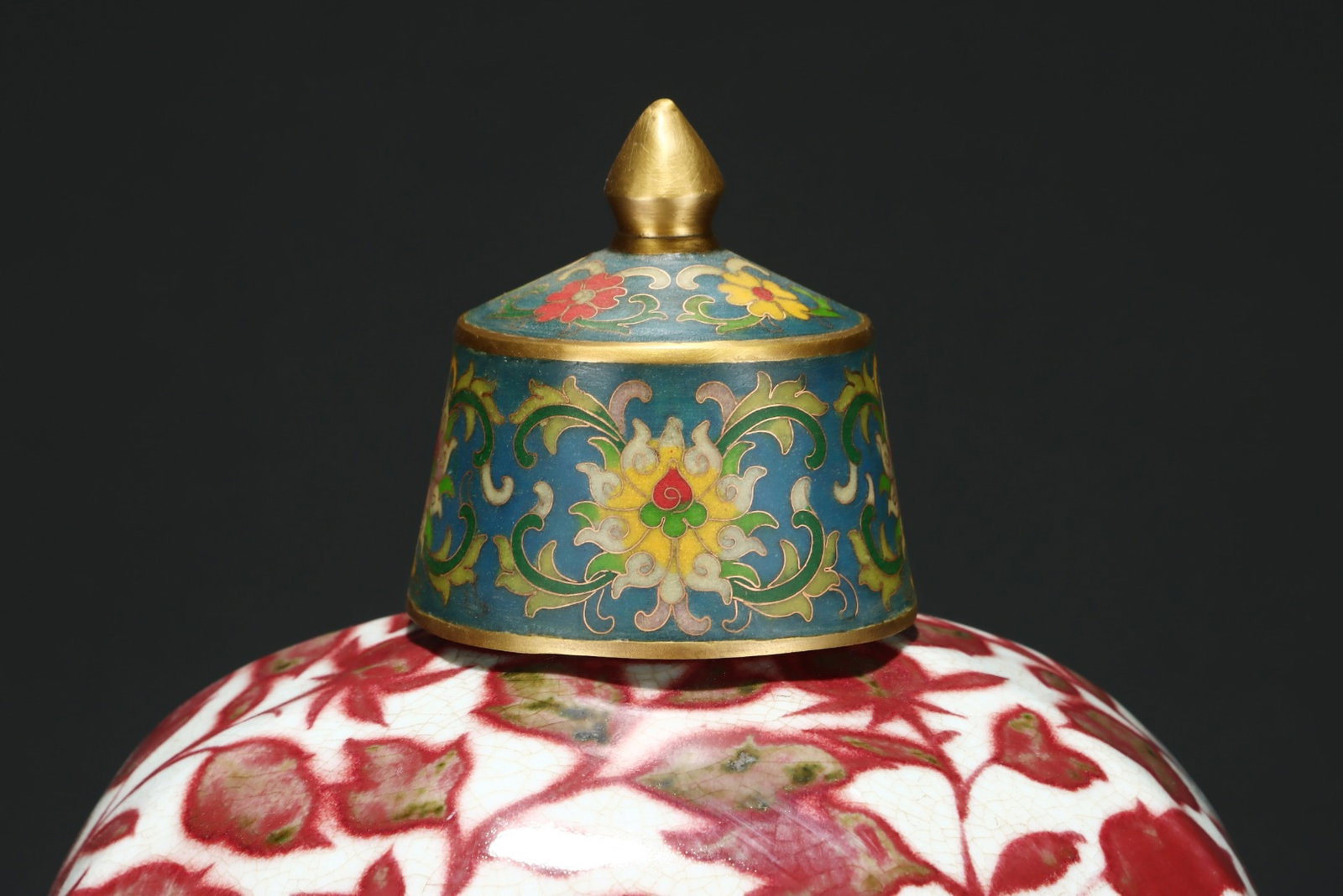 An Exquisite Underglaze-Red Peony Pattern Bottle - 5