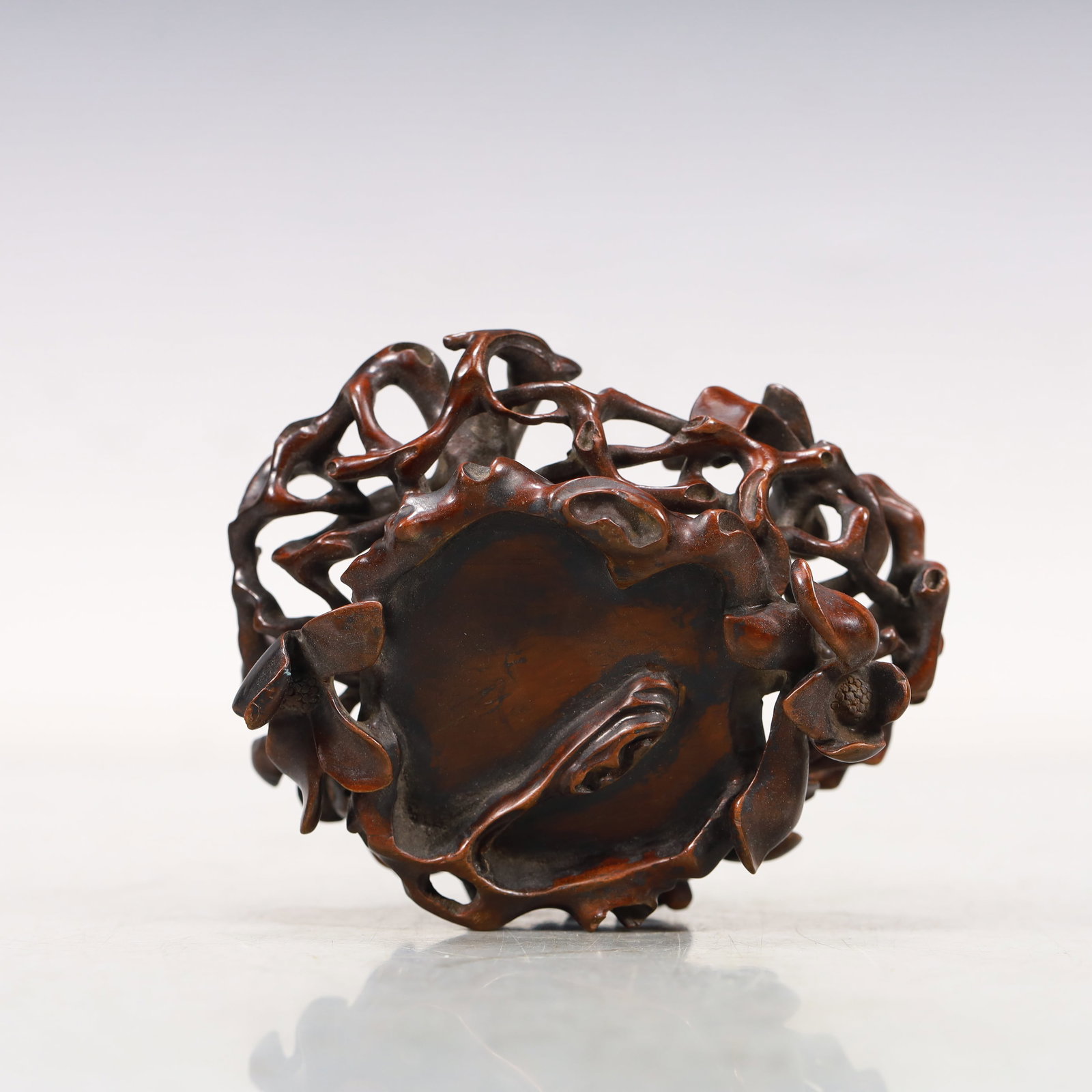 A Rare Eaglewood Flower Pattern Libation Cup - 8