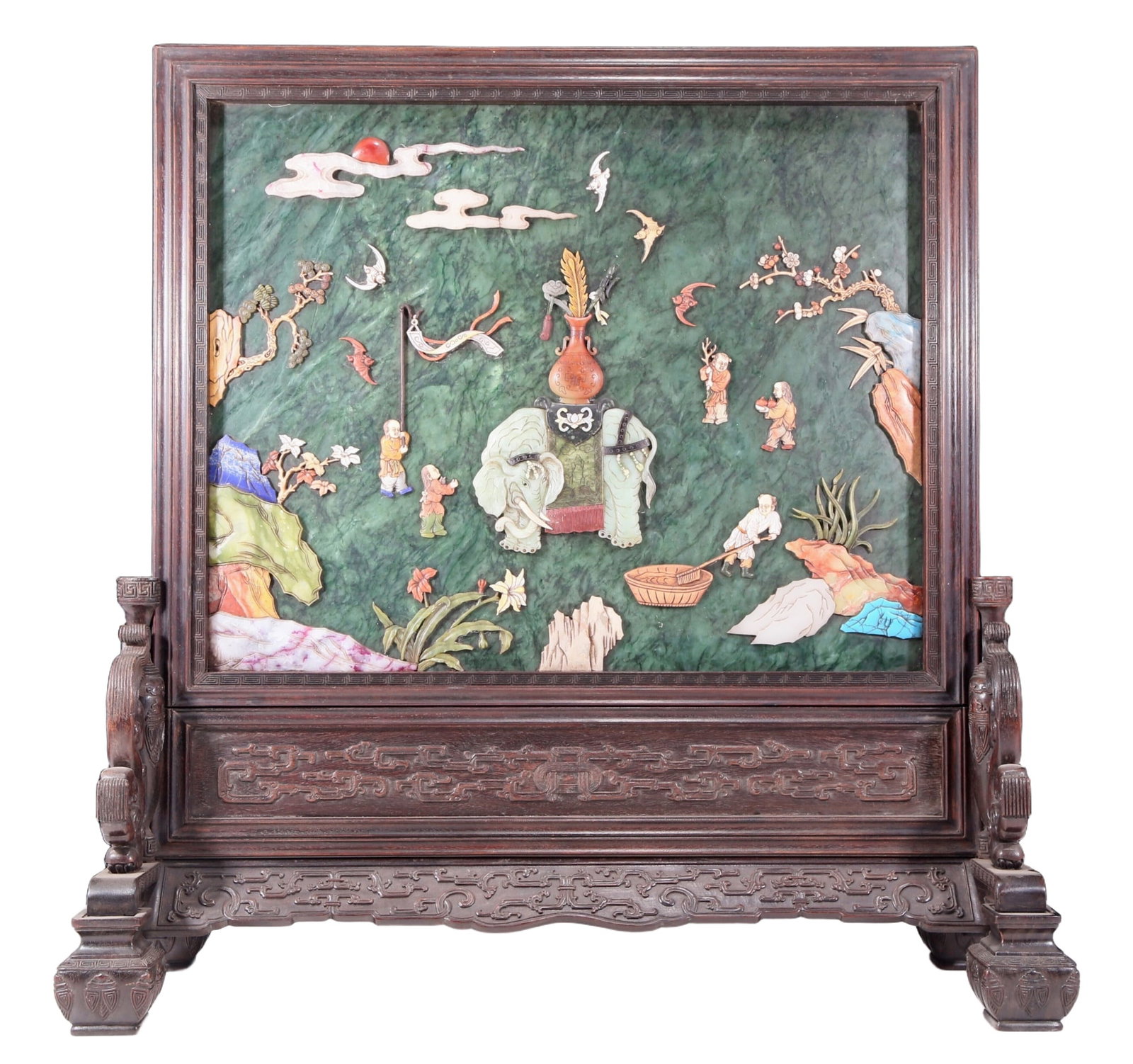 An exquisite zitanwood inlaid with jasper, gold and gemstone elephant pattern table screen: An exquisite zitanwood inlaid with jasper, gold and gemstone elephant pattern table screen. Qing Dynasty , China. zitanwood was used as the base material and gemstones were skillfully embedded, just l