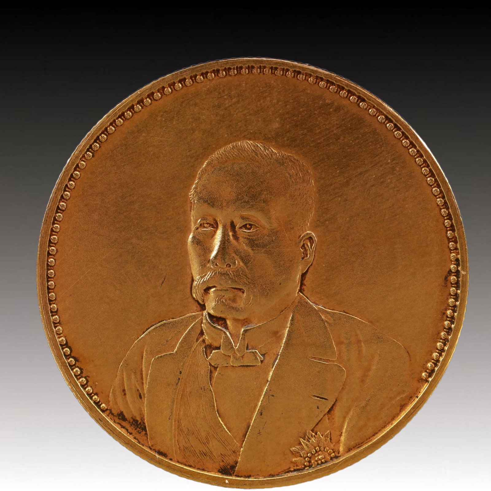 An Exquisite Gilt Silver Coin: An Exquisite Gilt Silver Coin,The Republic of China, Size:1.5in Weight:37.5g