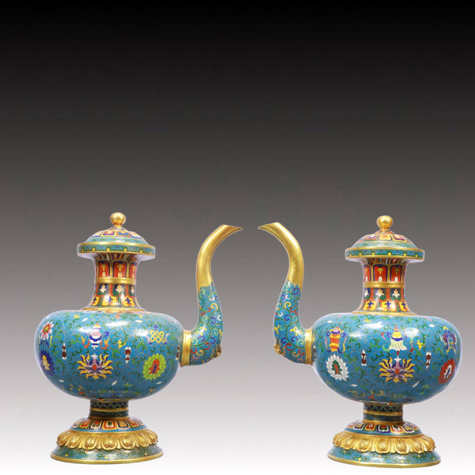 A Pair of Monumental Cloisonne Lotus Pattern Teapots: A Pair of Monumental Cloisonne Lotus Pattern Teapots,Qing Dynasty, China,Qianlong Four-character Mark,Size:11.4inx7.9inx13.8in Weight:13600g 一对景泰蓝缠枝