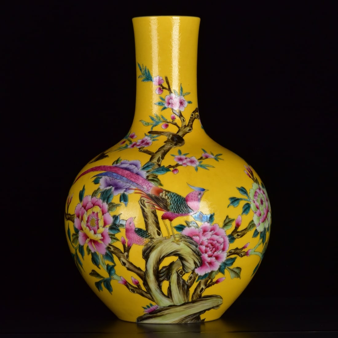 A Huge Yellow Glazed Famille-Rose Flower and Bird Pattern Vase: A Huge Yellow Glazed Famille-Rose Flower and Bird Pattern Vase,Qing Dynasty,China,Qianlong Six-Character Mark,Size:16.1inx10.2in 黄釉粉彩花鸟纹瓶,ߑ