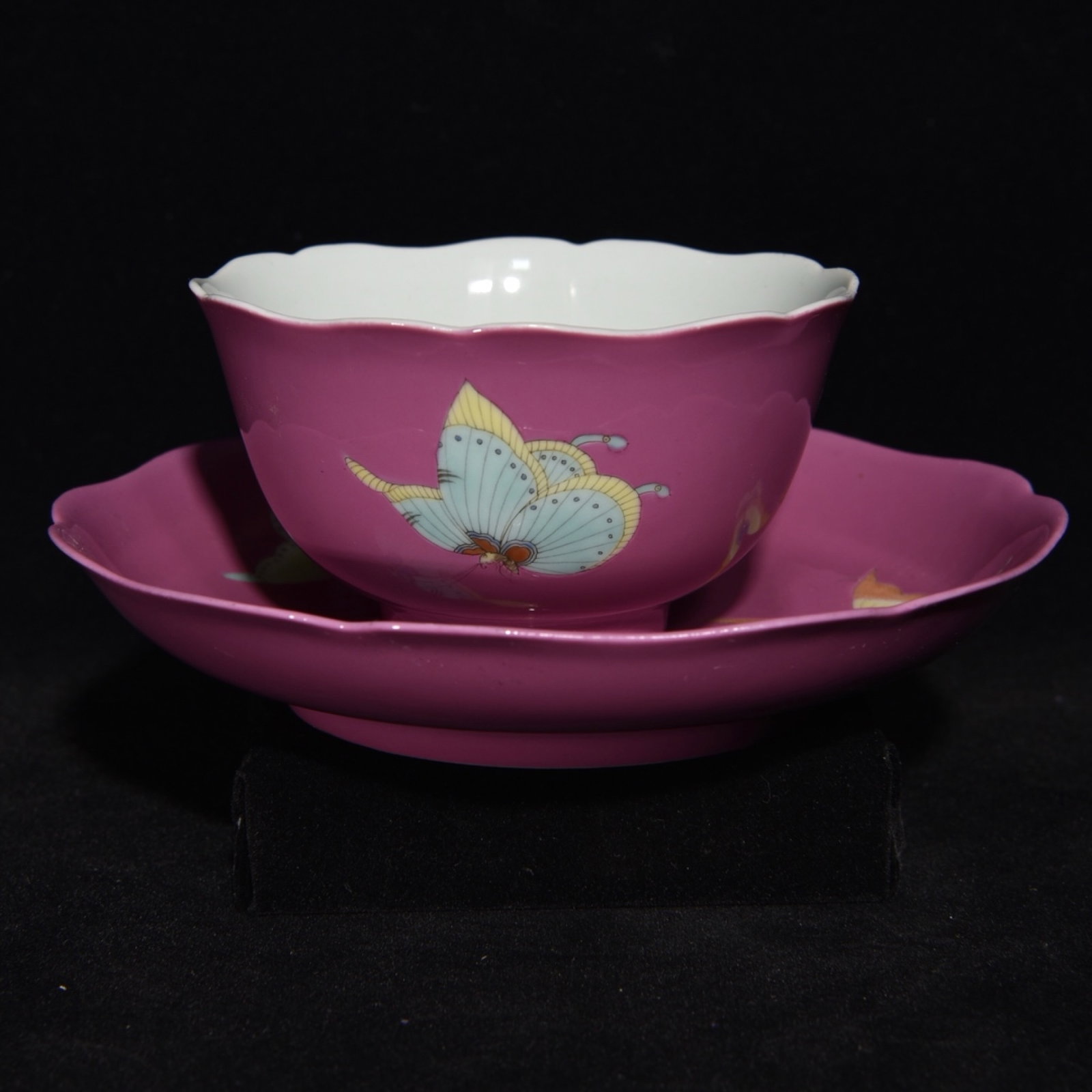 An Exquisite Ruby Red Glazed Famille-Rose Butterfly Pattern Cup,with Plate: An Exquisite Ruby Red Glazed Famille-Rose Butterfly Pattern Cup,with Plate,Qing Dynasty,China,Yongzheng Six-Character Mark,Size:(Plate)1.3inx6.7in,(Bowl)2.4inx4.3in 胭脂红釉