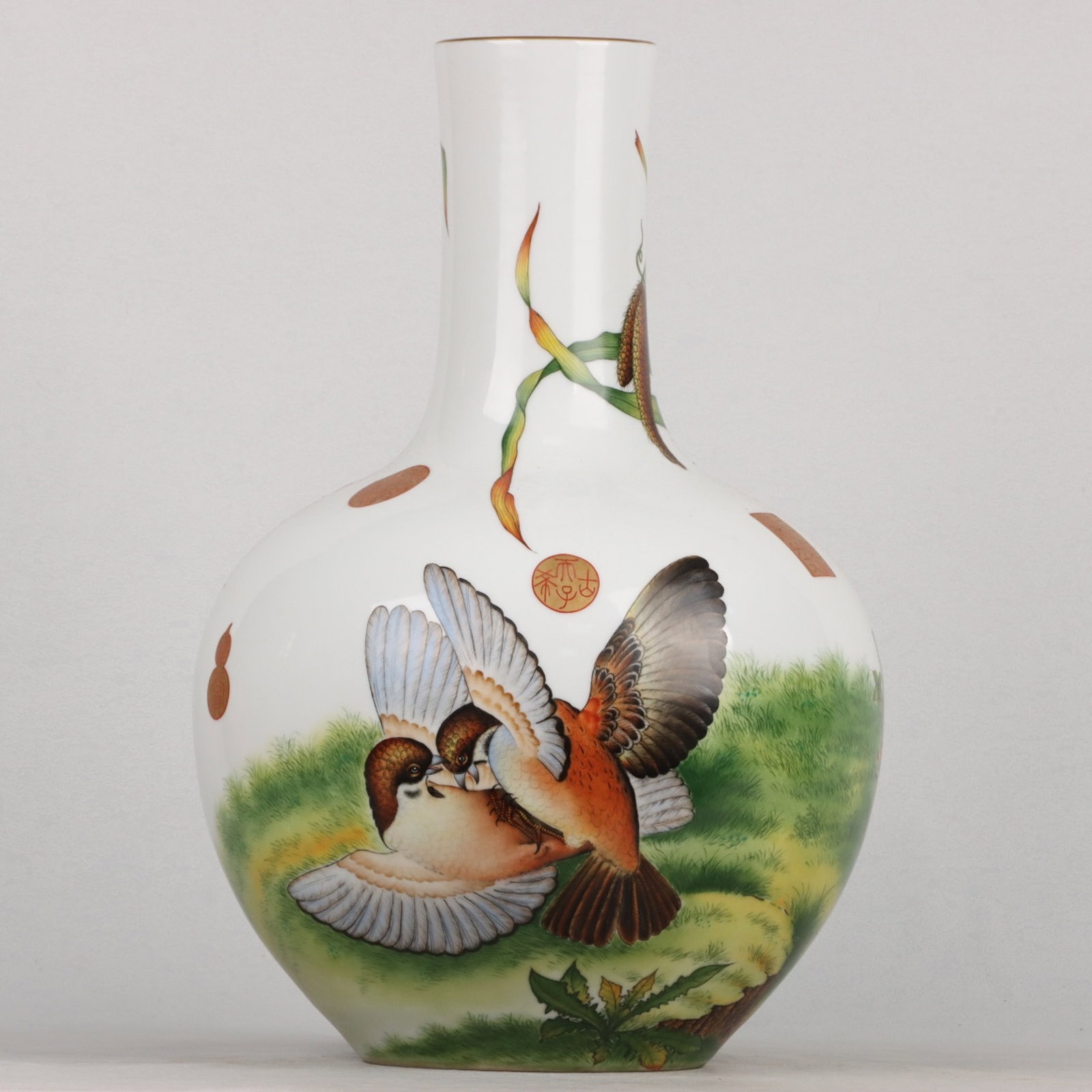 A Huge Enamel Gilt Flower and Bird Pattern Vase,with Poem: A Huge Enamel Gilt Flower and Bird Pattern Vase,with Poem ,Qing Dynasty, China,Qianlong Six-character Mark,Size:15.7inx10.2in 珐琅彩鎏金花鸟纹瓶,&