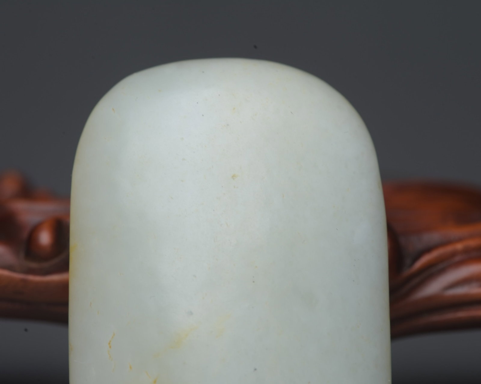 An Exquisite White Jade Turtle Shell Ornament - 8