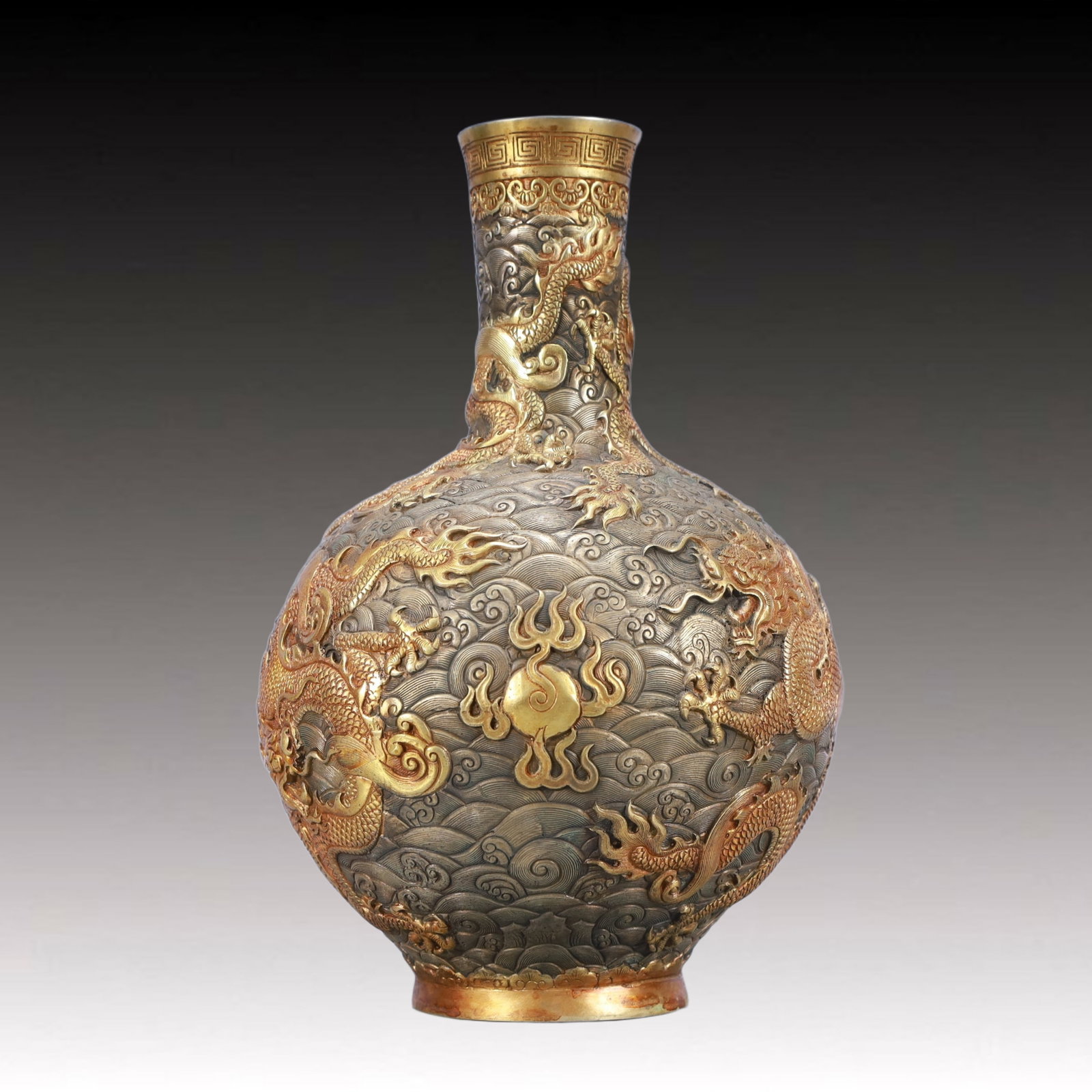A Rare Gilt Silver Dragon Pattern Vase - 5
