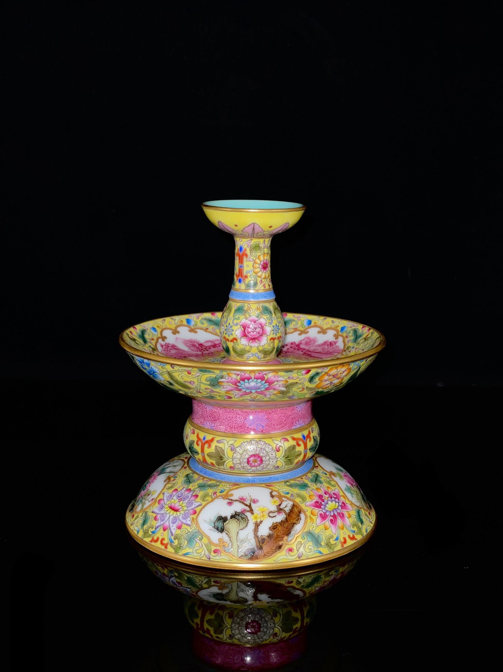 An Exquisite Agate Red-Glazed Flower and Bird Pattern Candlestick: An Exquisite Agate Red-Glazed Flower and Bird Pattern Candlestick,Qing Dynasty, China,Qianlong Four-character Mark,Size:5.4inx6.6in 玛瑙红花卉纹烛台,