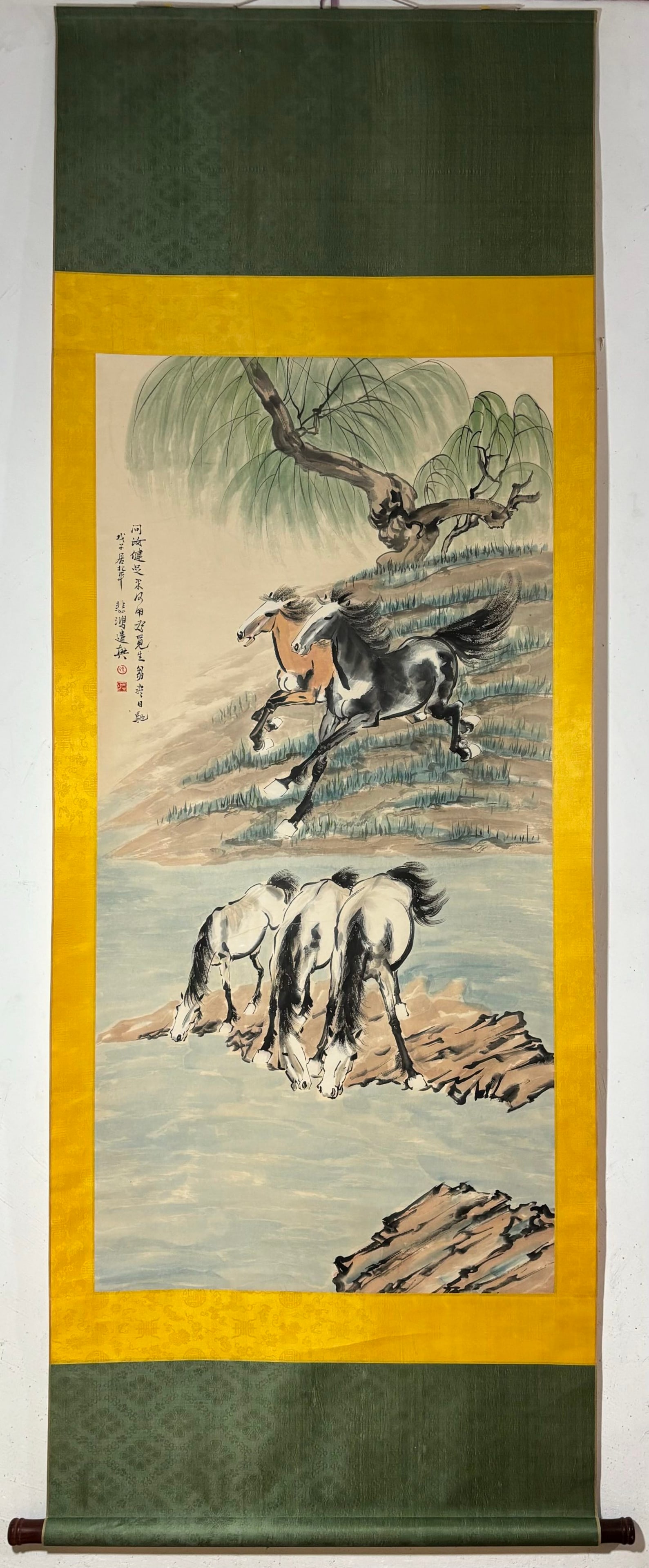 A Chinese Vertical Scroll Ink Painting of Horse on Paper: A Chinese Vertical Scroll Ink Painting of Horse on Paper,Xu Beihong,Size:53.5inx26.4in 一幅中国水墨骏马画立轴,徐悲鸿