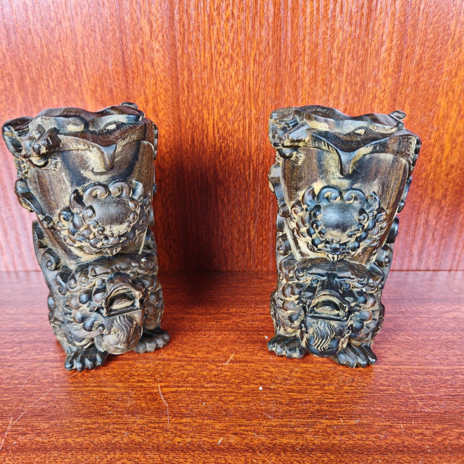 A Pair of Rare Eaglewood Lion Pattern Goblets: A Pair of Rare Eaglewood Lion Pattern Goblets,Qing Dynasty, China,Size:4.3inx2in 一对沉香狮子纹爵杯,中国清代