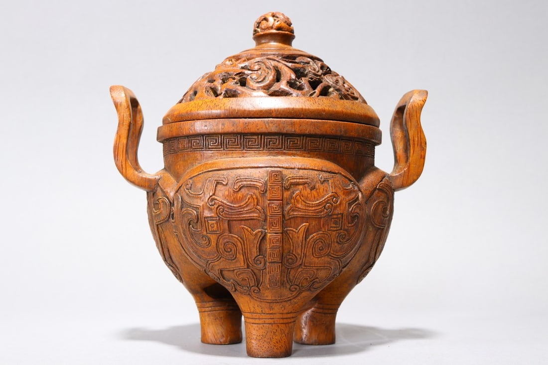 An Exquisite Bamboo Beast-Face Pattern Double-Ears and Tripod Censer: An Exquisite Bamboo Beast-Face Pattern Double-Ears and Tripod Censer,Qing Dynasty, China,Size:8.3inx7.2inx5.3in,Weight:362g 竹雕兽面纹双耳三足'