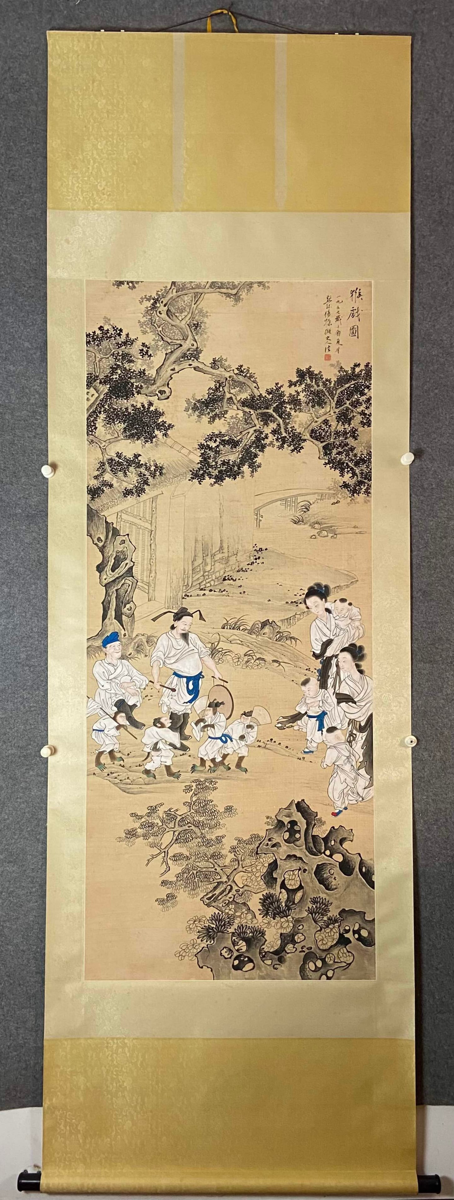 A Chinese Vertical Scroll Ink Painting of Figure and Story on Silk: A Chinese Vertical Scroll Ink Painting of Figure and Story on Silk,Xu Cao, Size:24.4inx59.1in 一幅中国水墨绢本人物故事画&#
