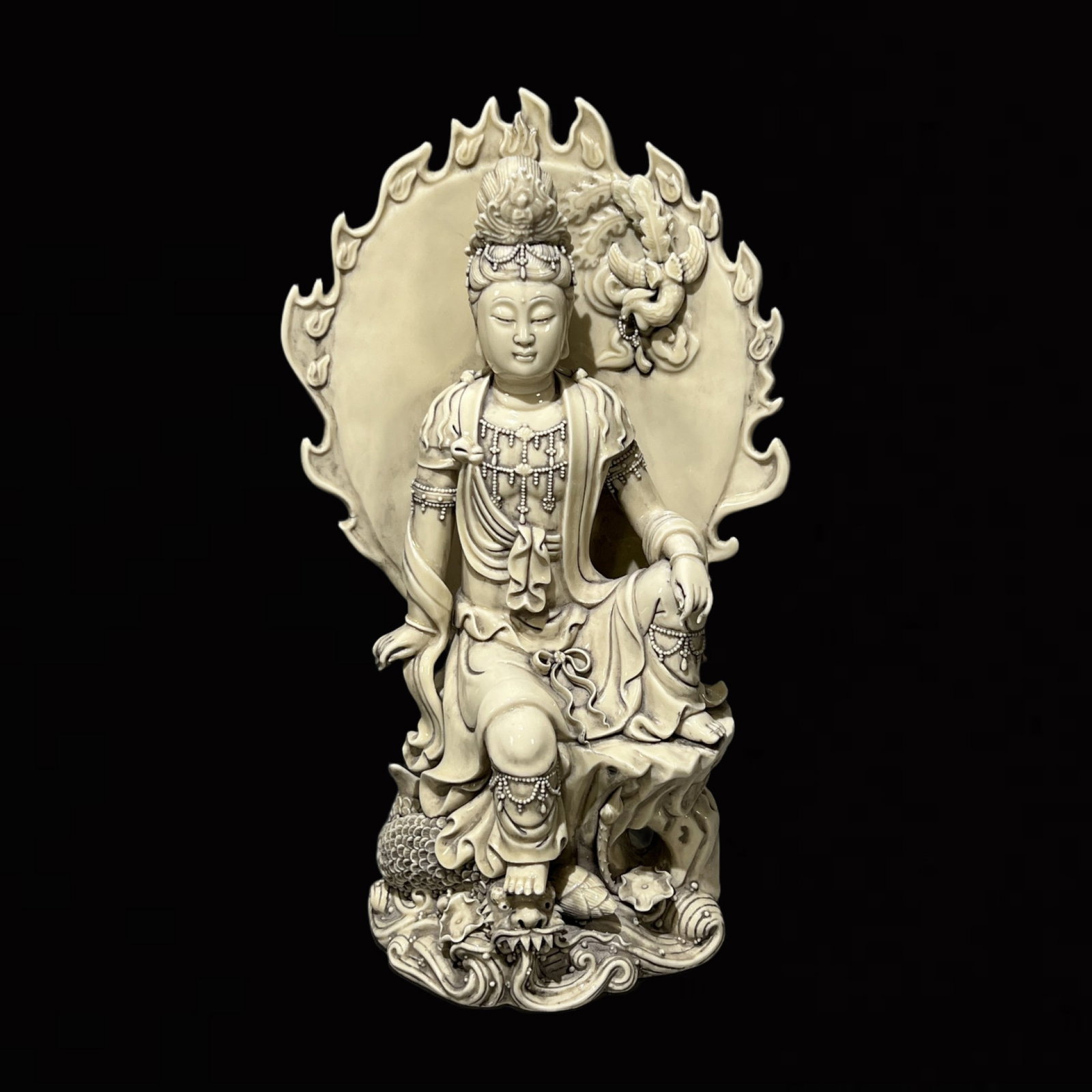 A Solemn Blance-De-Chine Statue of Avalokitesvara: A Solemn Blance-De-Chine Statue of Avalokitesvara,Ming Dynasty,China,He Chaozong Mark,Size:18.5in 德化瓷观音像,中国明代,何朝