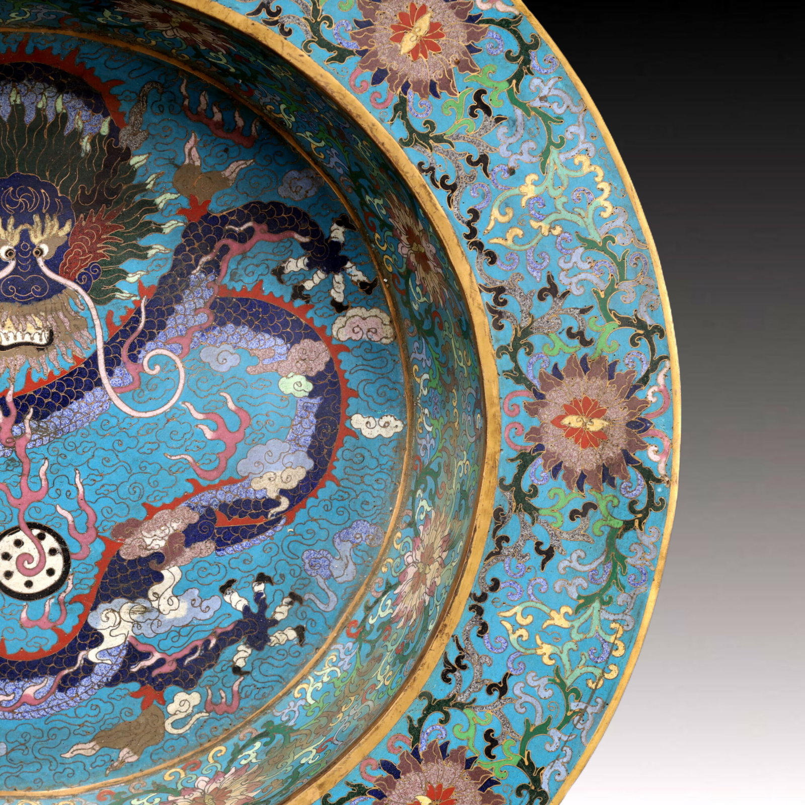 A Exquisite Cloisonne Lotus Pattern Dragon Pattern Box - 6