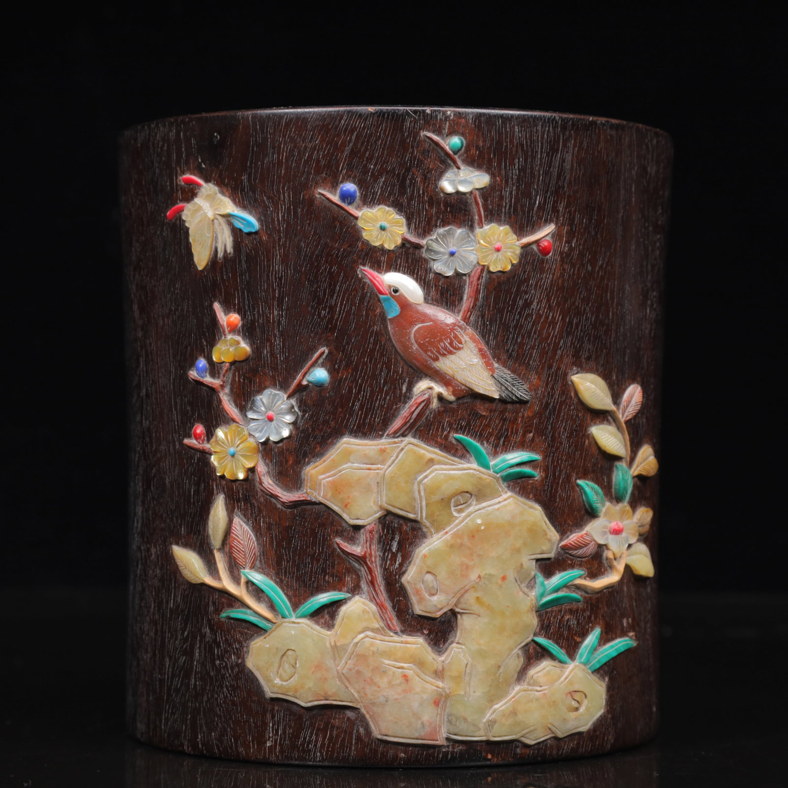 An Exquisite Zitanwood Flower and Bird Pattern Brush Pot,Inlaid Gems: An Exquisite Zitanwood Flower and Bird Pattern Brush Pot,Inlaid Gems,Qing Dynasty, China,Size:6.7inx6.3in,Weight:1300g 紫檀木花鸟纹笔筒，嵌&