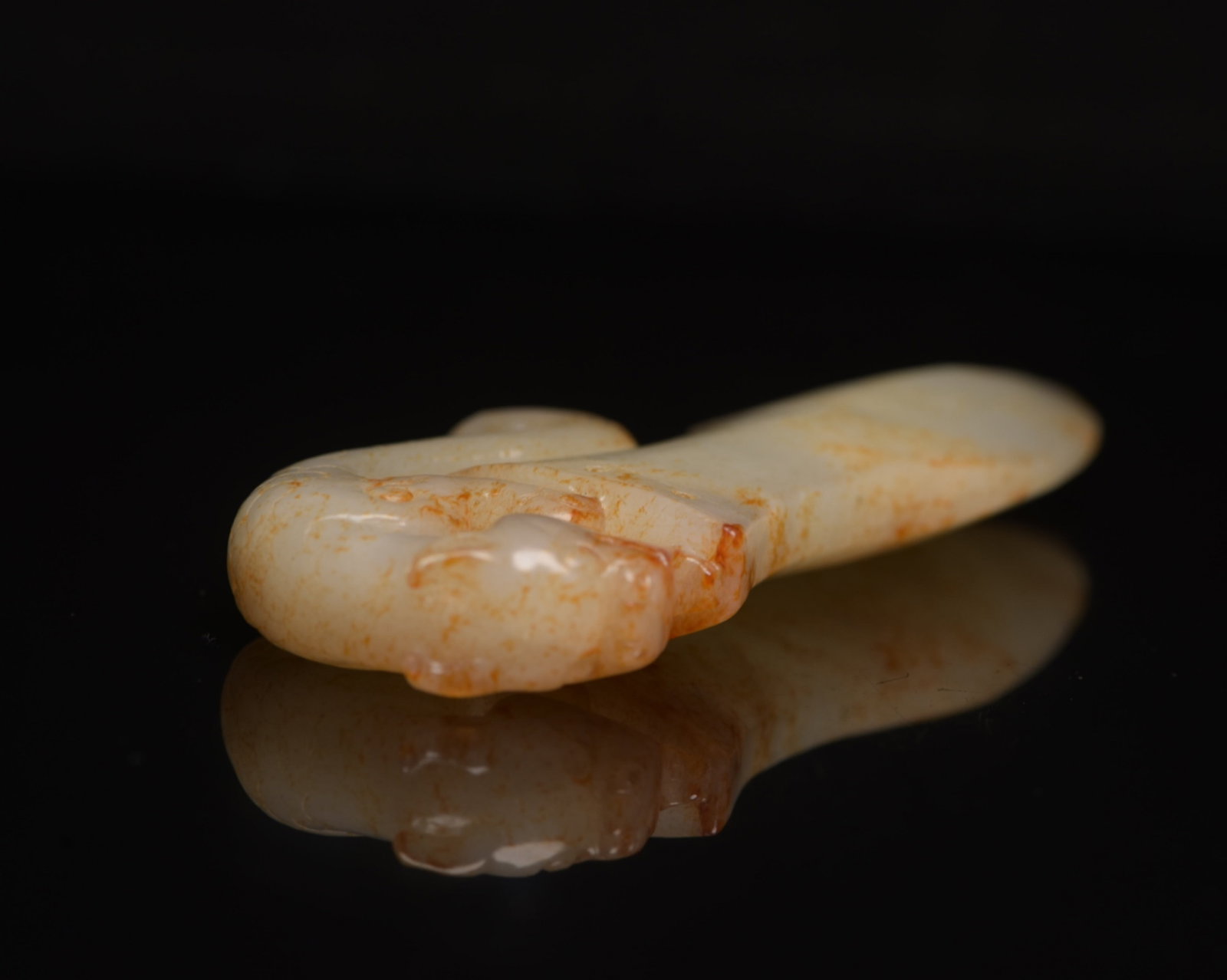 An Exquisite White Jade Dragon Pattern Sword - 4