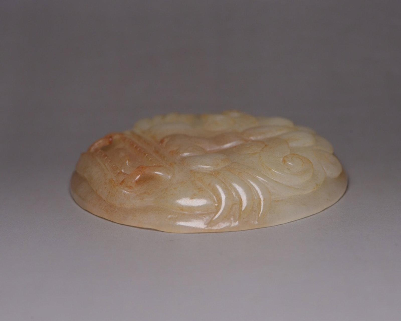 An Exquisite White Jade Beast-Face Pattern Buckle - 3
