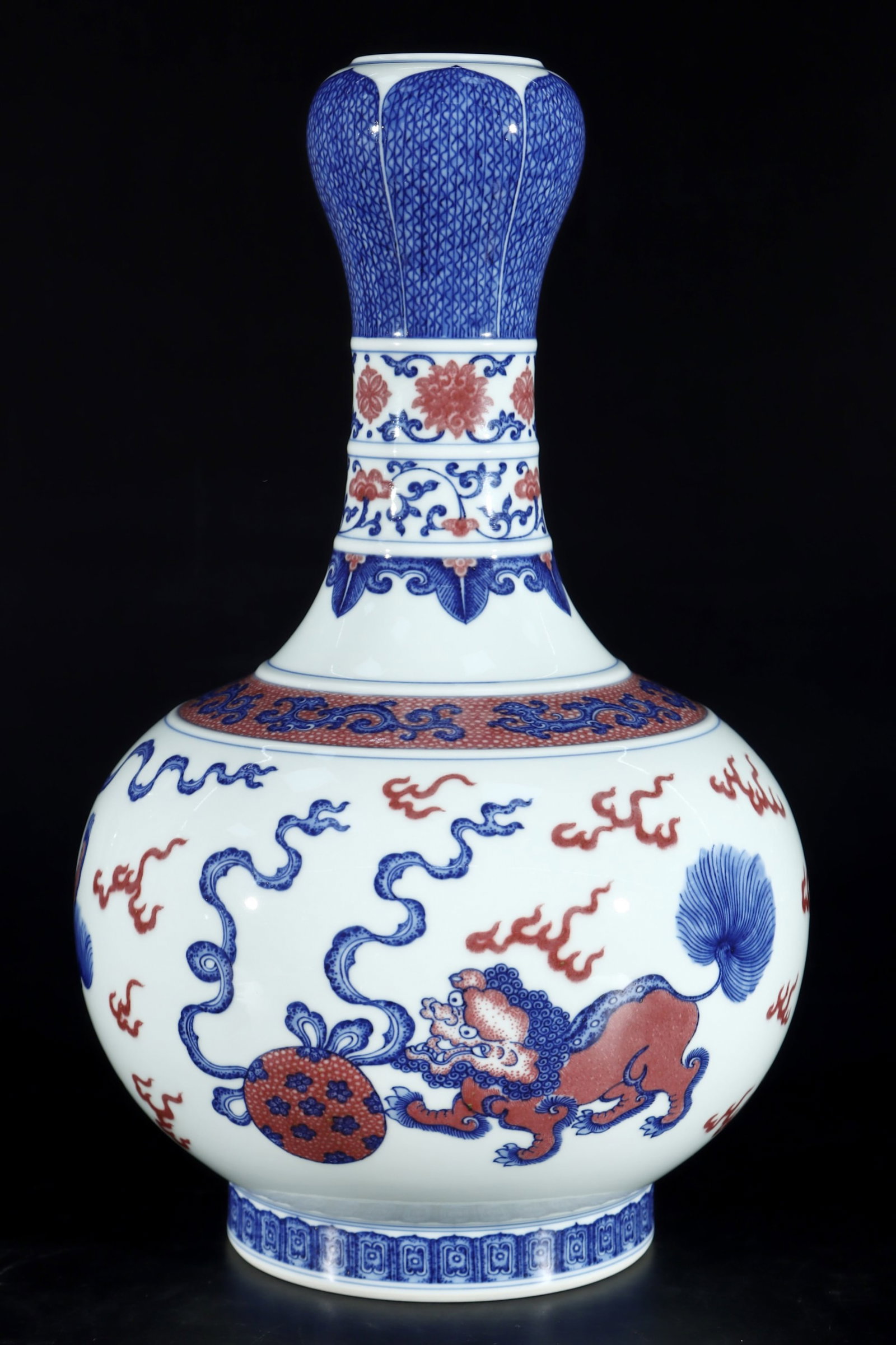 A Rare Blue and White Underglaze-Red Lion Pattern Vase: A Rare Blue and White Underglaze-Red Lion Pattern Vase,Qing Dynasty,China,Qianlong Six-character Mark,Size:14.6inx9in 青花釉里红狮子纹瓶,中&