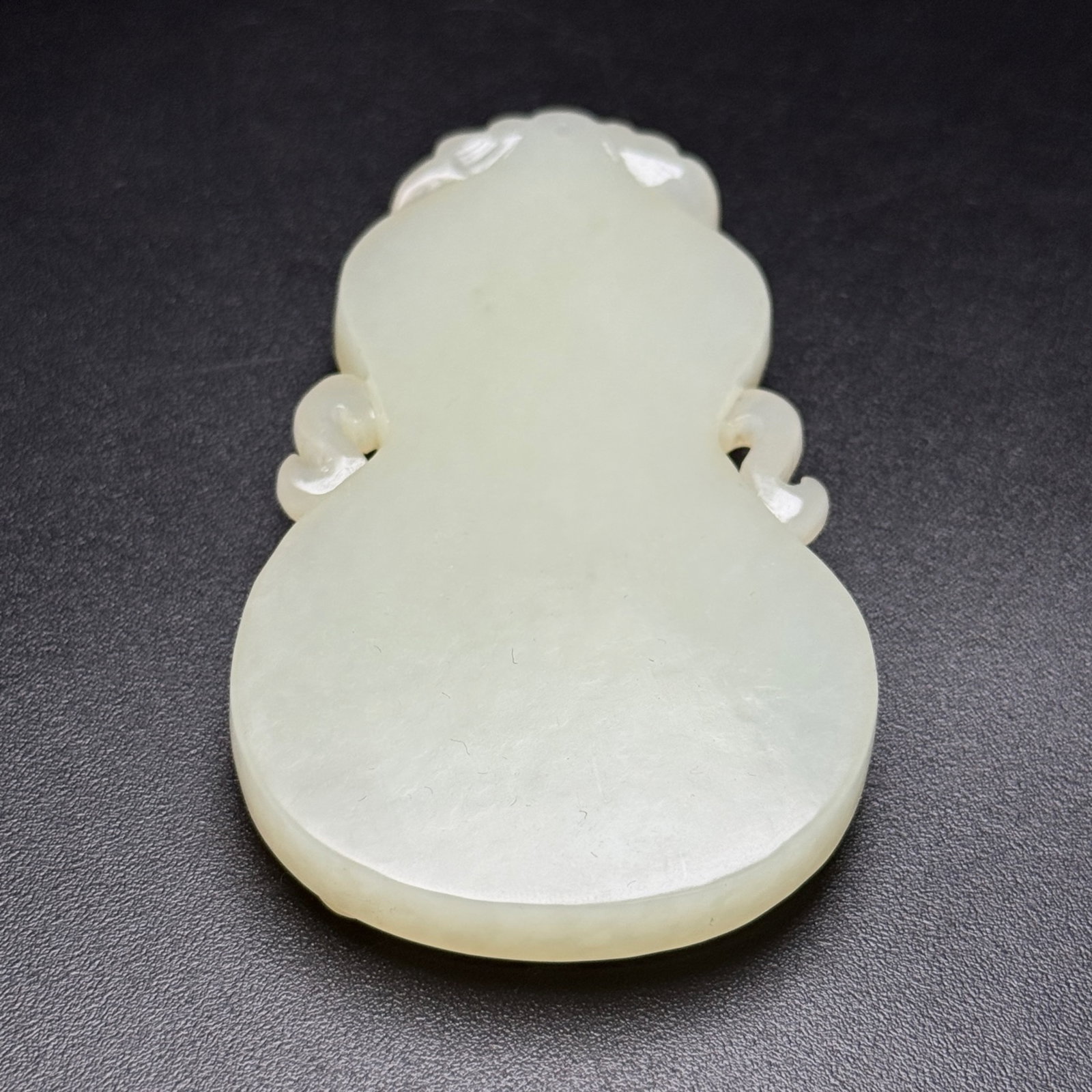 An Exquisite White Jade Bats Pattern Pendant - 6