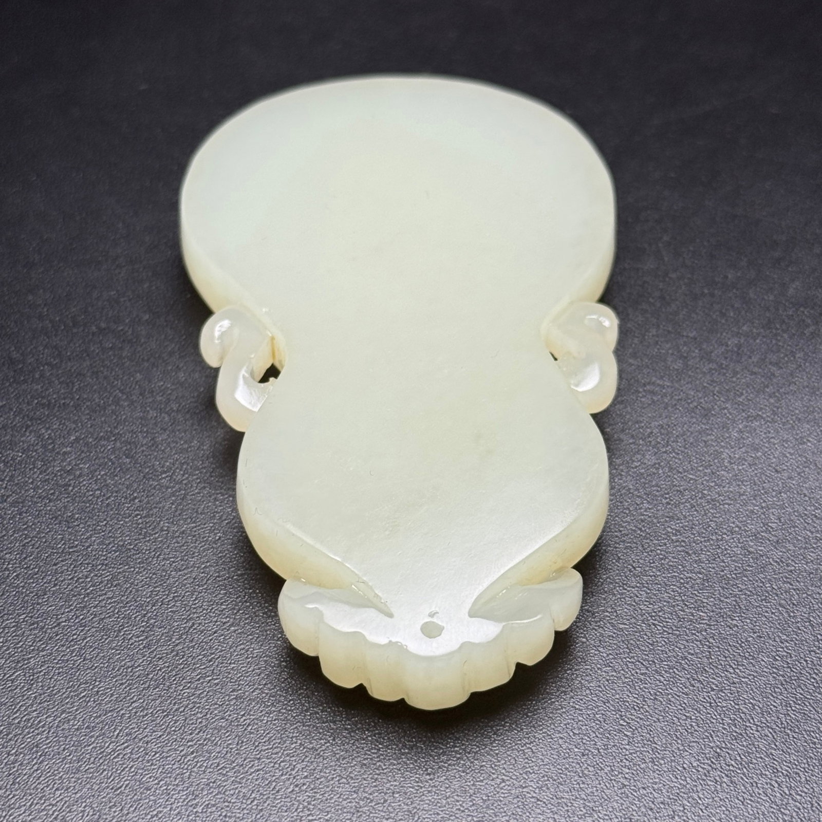 An Exquisite White Jade Bats Pattern Pendant - 7