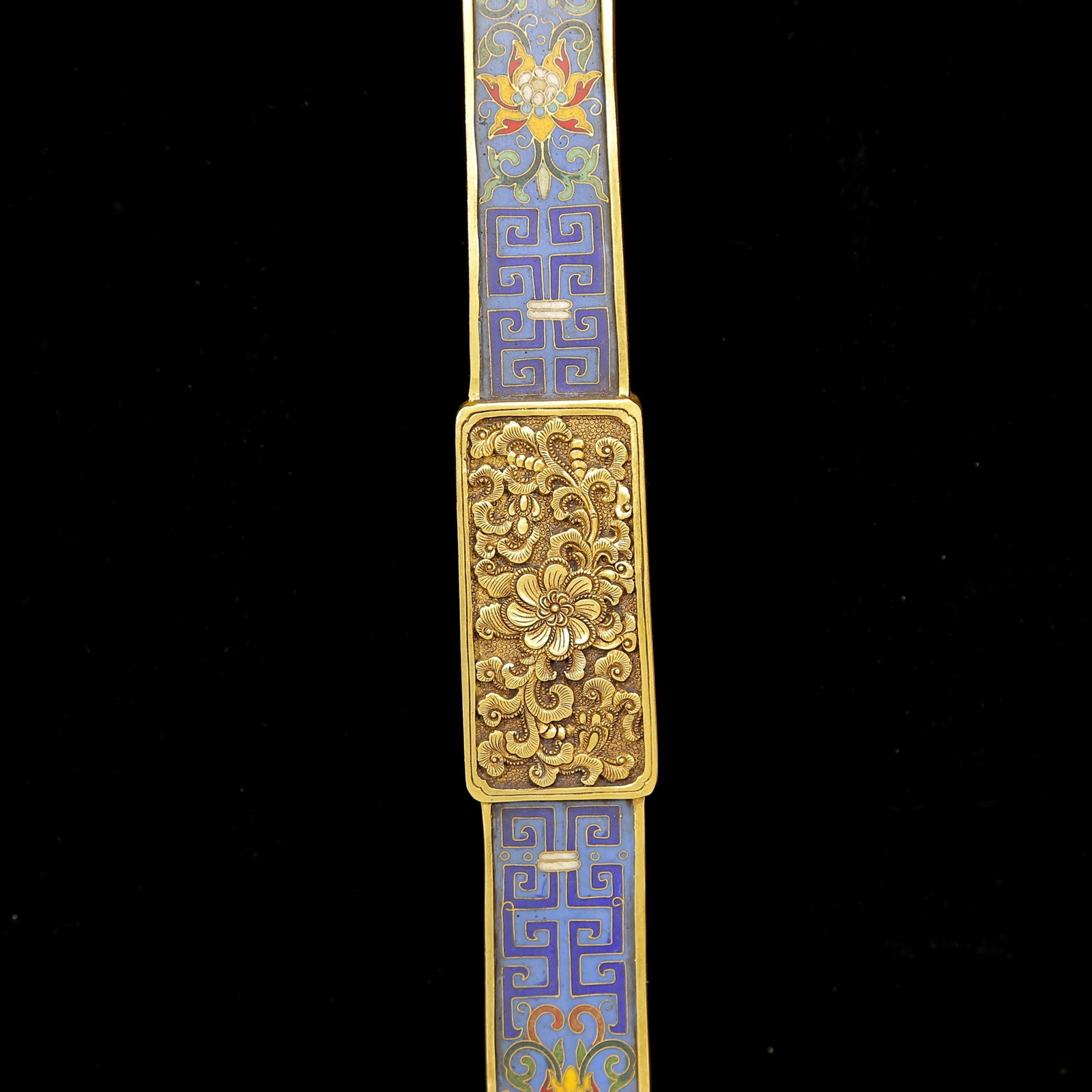A Huge Cloisonne Dragon Pattern Ruyi - 3