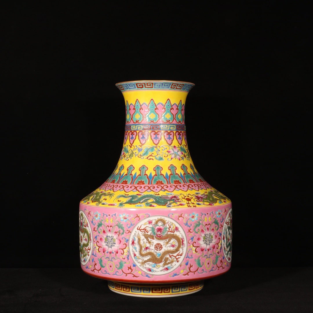 A Rare Enamel Painted Gold Flower and Dragon Pattern Vase: A Rare Enamel Painted Gold Flower and Dragon Pattern Vase,Qing Dynasty,China,Qianlong Six-character Mark,Size:14.2inx9.8in 珐琅彩描金花卉龙纹ī