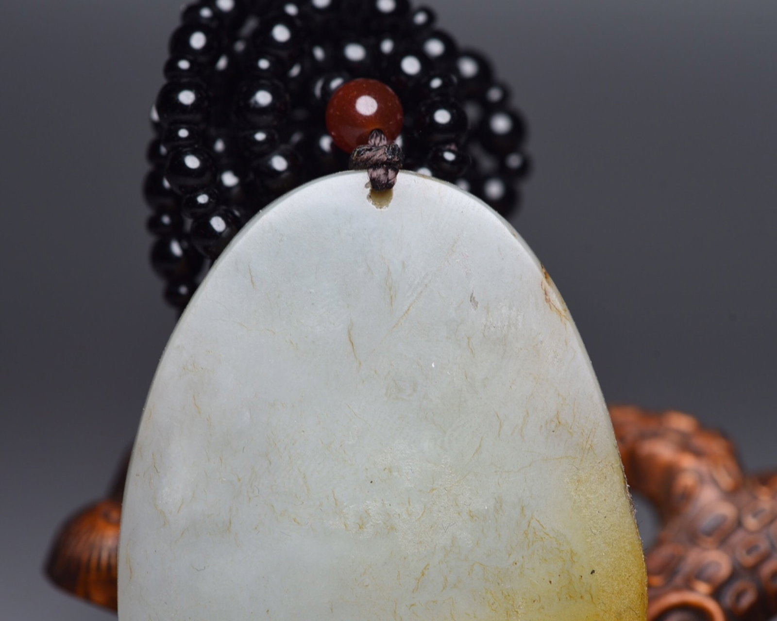 An Exquisite White Jade Fish Pattern Pendant - 6