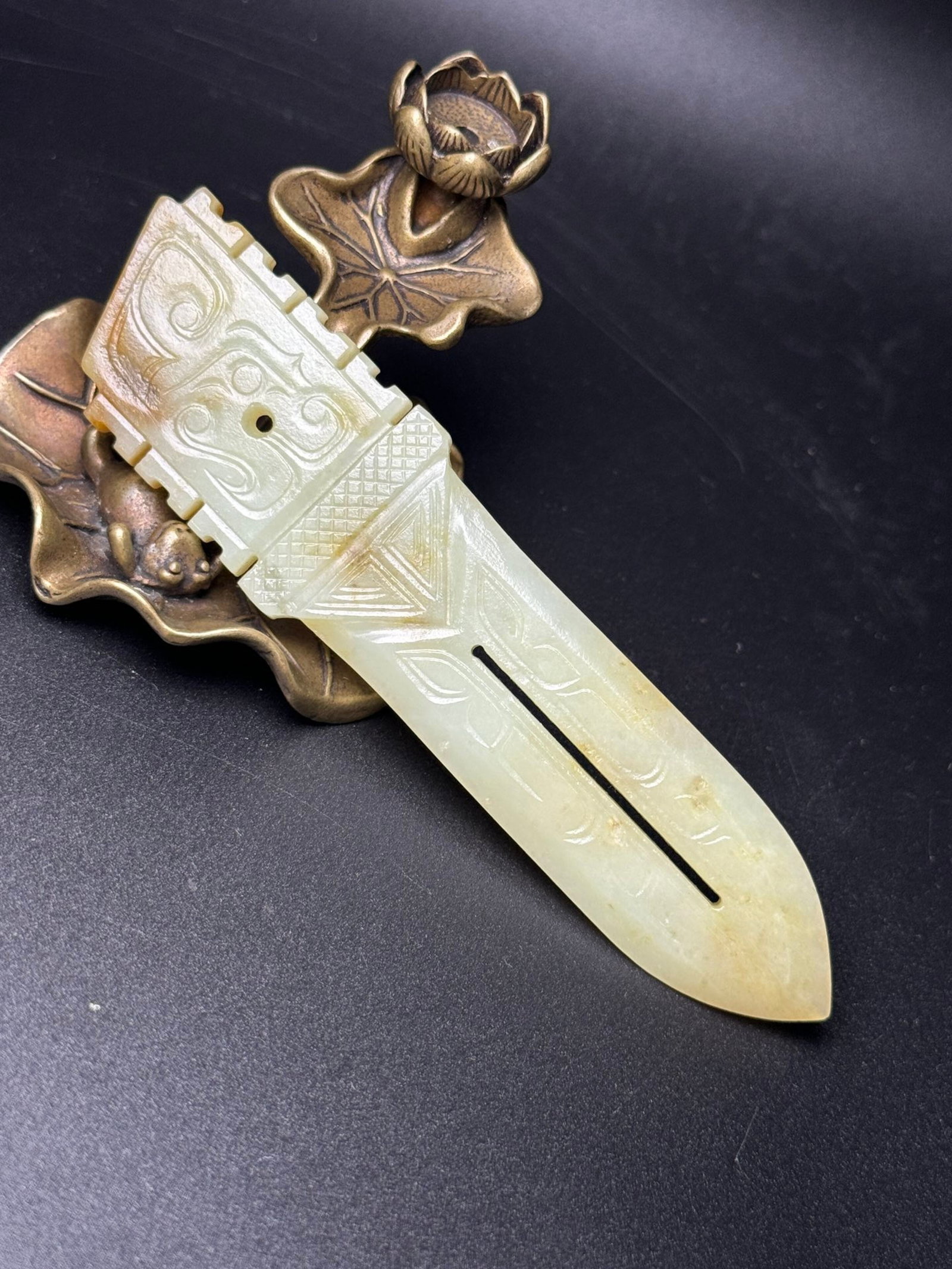 An Exquisite White Jade Sword - 7