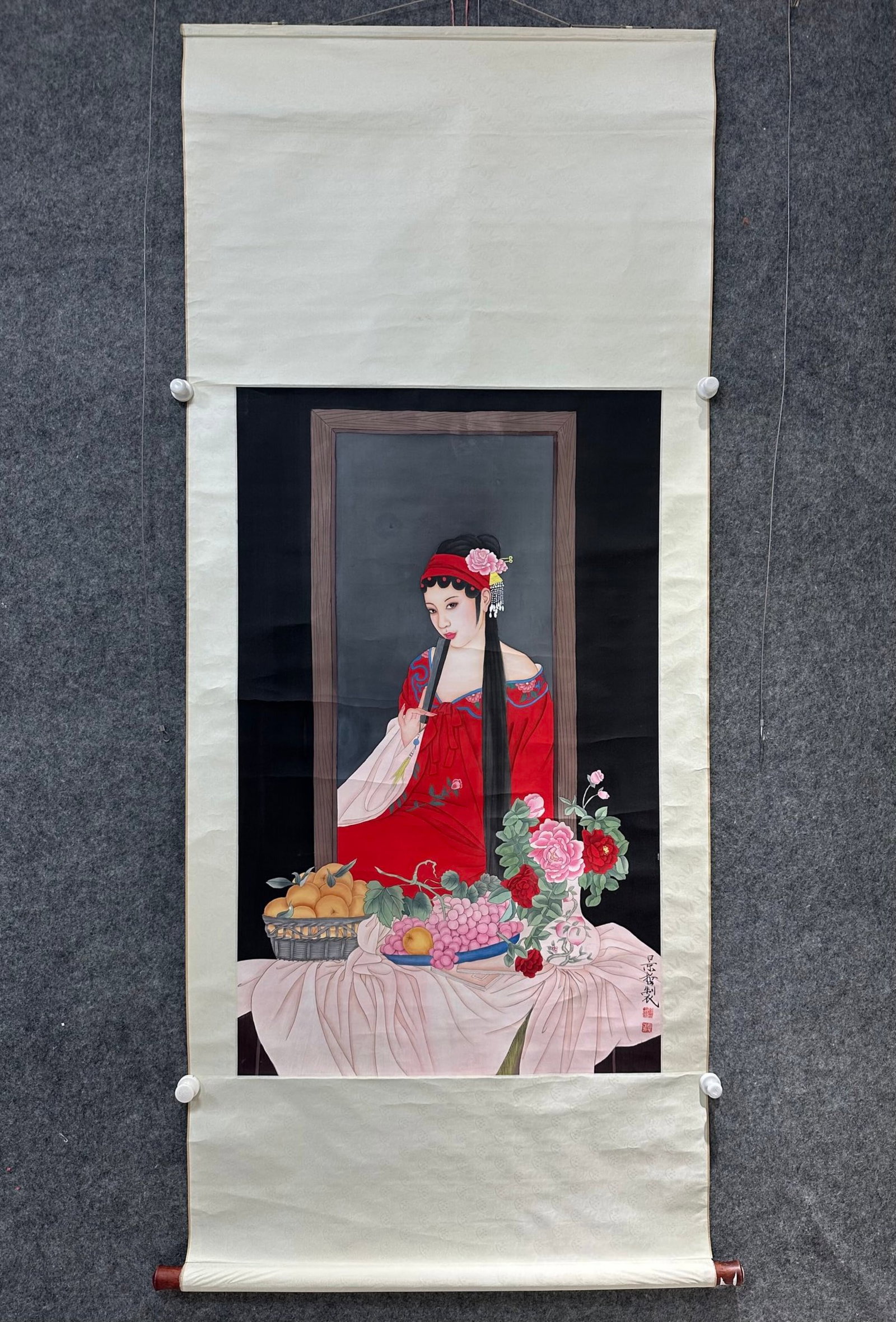 A Chinese Vertical Scroll Ink Painting of Figure on Silk: A Chinese Vertical Scroll Ink Painting of Figure on Silk,Cui Jingzhe,Size:26.8inx43.3in 一幅中国水墨绢本人物画立轴,崔