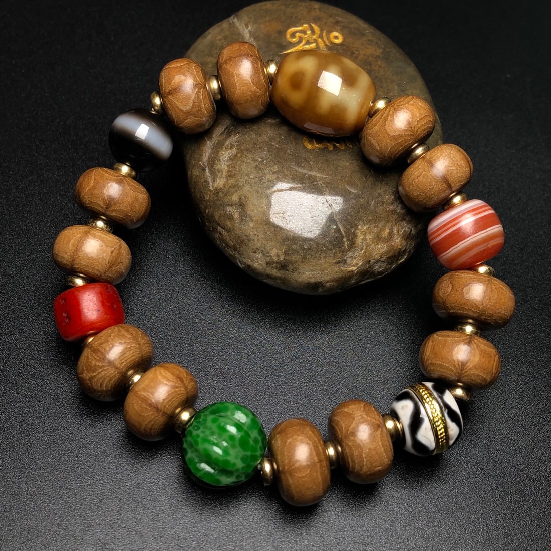 A Precious Dzi Bead Bracelets - 3
