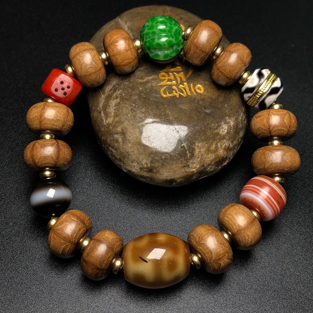 A Precious Dzi Bead Bracelets - 4