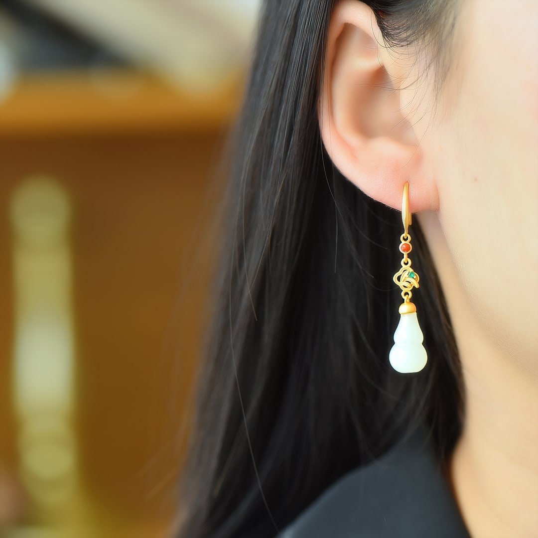 A Pair of Exquisite Sterling Silver-Gold Plated Inlaid White Jade Earrings: A Pair of Exquisite Sterling Silver-Gold Plated Inlaid White Jade Earrings 一对纯银镀金镶白玉耳环