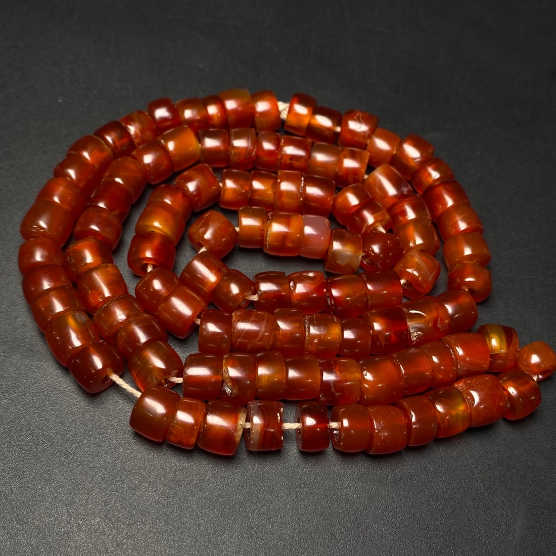 A Precious Agate Necklace - 2