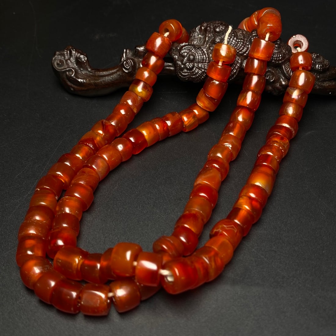 A Precious Agate Necklace - 5