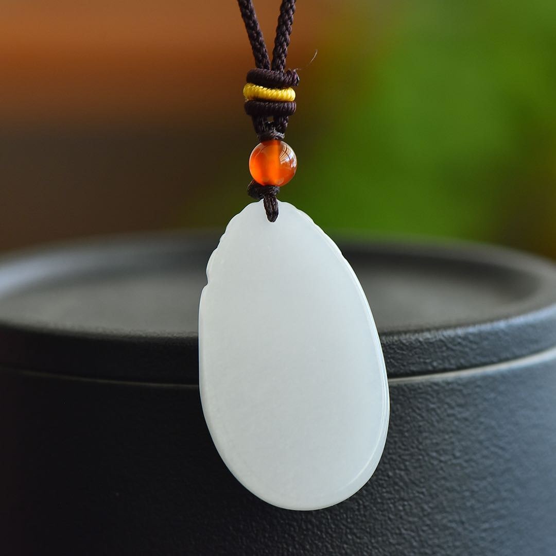 An Exquisite White Jade Snake Pattern Pendant - 3
