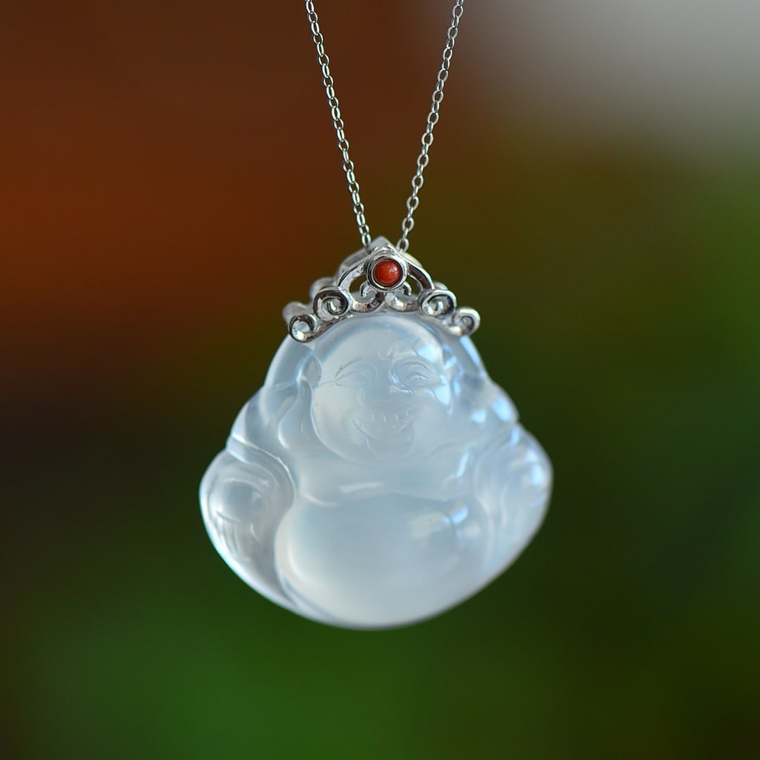 An Exquisite Sterling Silver Inlaid Agate Pendant: An Exquisite Sterling Silver Inlaid Agate Pendant 纯银镶玛瑙吊坠