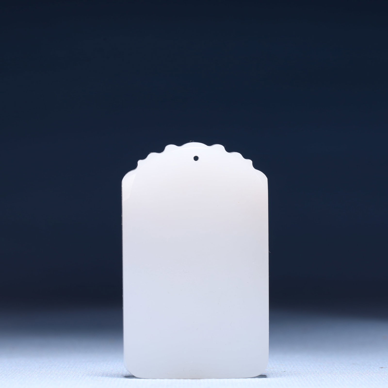 An Exquisite White Jade Kylin Pattern Pendant - 5