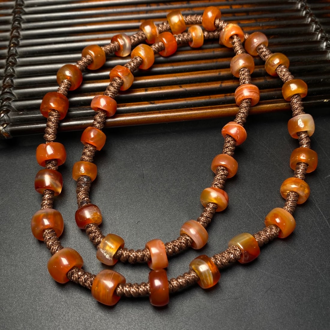 A Precious Agate Necklace - 2
