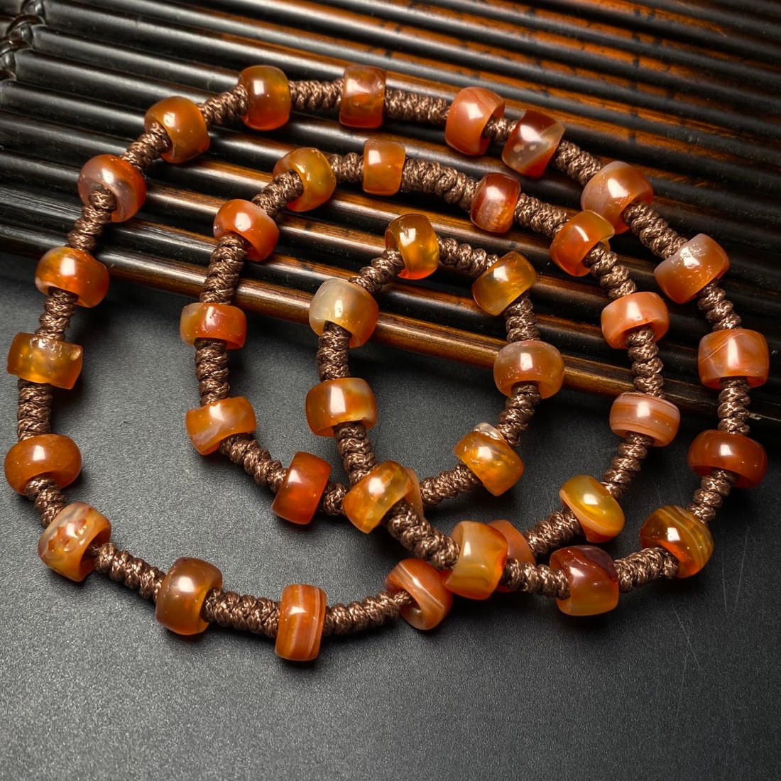 A Precious Agate Necklace - 3