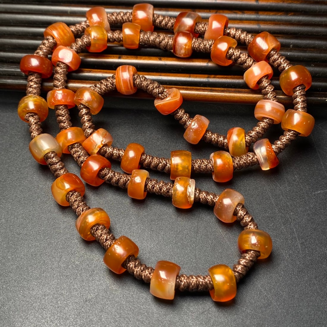 A Precious Agate Necklace - 5