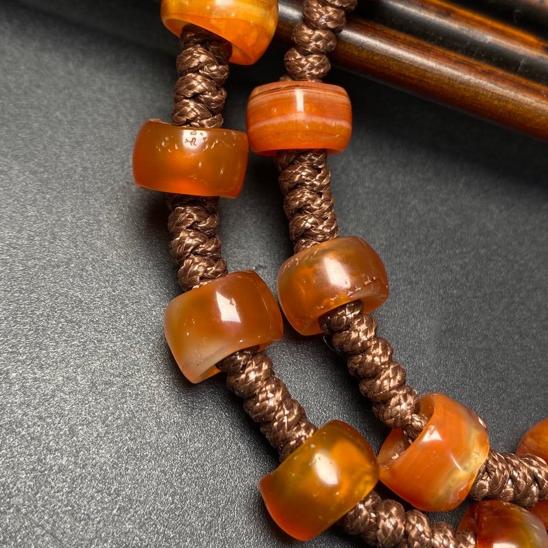 A Precious Agate Necklace - 6