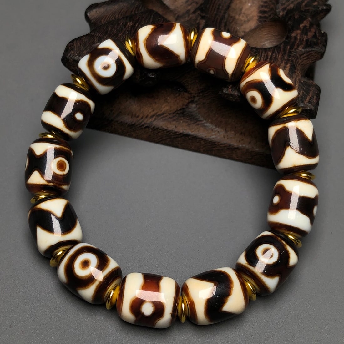 A Precious Dzi Bead Bracelets - 3