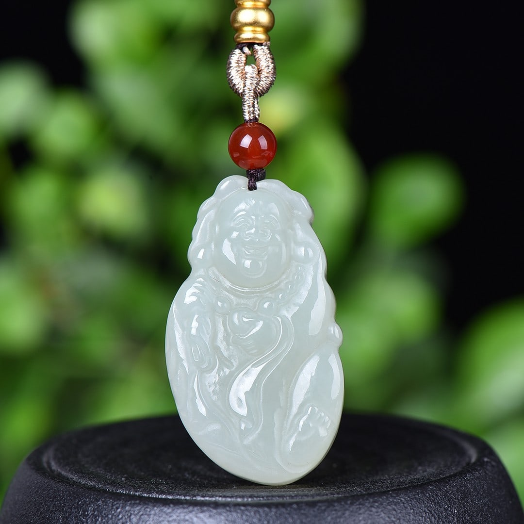 An Exquisite White Jade Statue of Maitreya Buddha Pendant: An Exquisite White Jade Statue of Maitreya Buddha Pendant,Size:24mmx41mm 白玉弥勒佛挂件