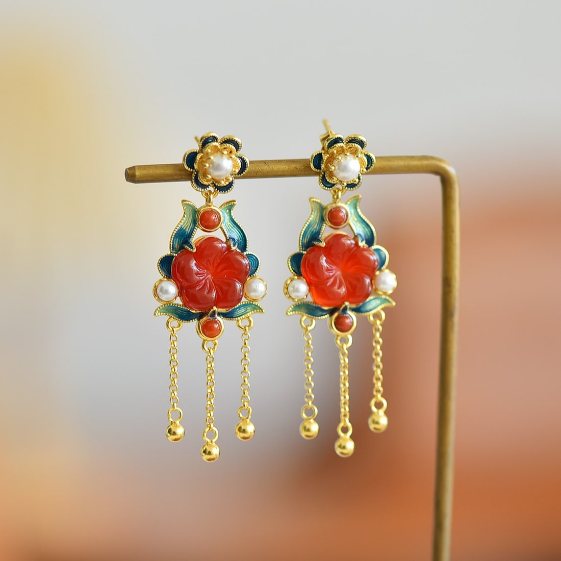 A Pair of Exquisite Sterling Silver-Gold Plated Inlaid Red Agate Earrings,Inlaid Pearl: A Pair of Exquisite Sterling Silver-Gold Plated Inlaid Red Agate Earrings,Inlaid Pearl,Size:12mmx12mm 一对纯银镀金镶红玛瑙耳环,&