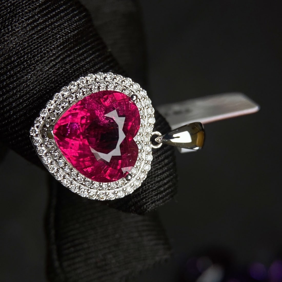 5.3Ctw Natural Tourmaline Necklace: 5.3Ctw Natural Tourmaline Necklace,Size:11.4mmx11.5mm 5.3Ctw天然碧玺项链