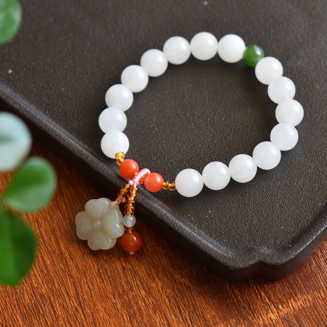 An Exquisite White Jade Bracelets - 4