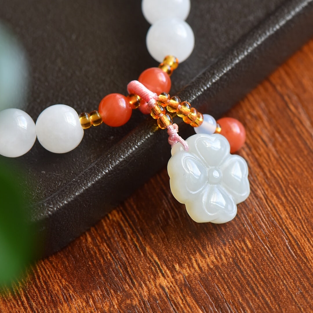 An Exquisite White Jade Bracelets - 5