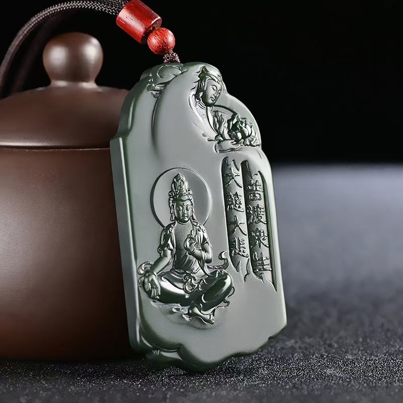 An Exquisite Cyan jade Statue of Avalokitesvara Pendant: An Exquisite Cyan jade Statue of Avalokitesvara Pendant 青玉观音像挂件