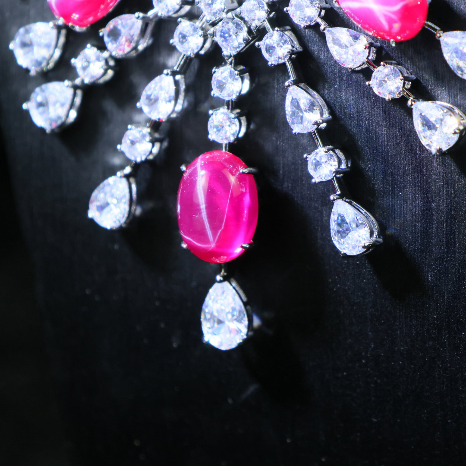 An Exquisite Necklace - 3
