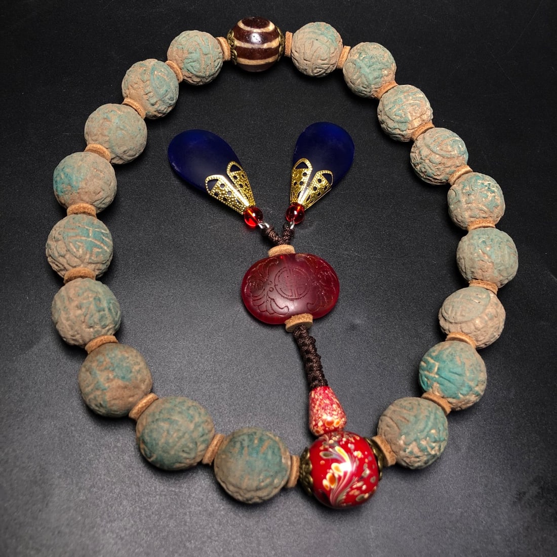 A Precious Eaglewood Bracelets - 7