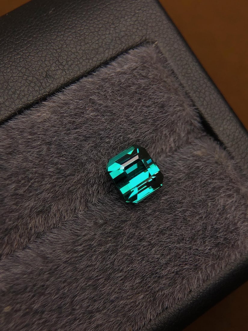 2.84Ctw Natural Tourmaline Loose: 2.84Ctw Natural Tourmaline Loose,Size:7.9mmx7.1mmx5.1mm 2.84Ctw天然碧玺裸石